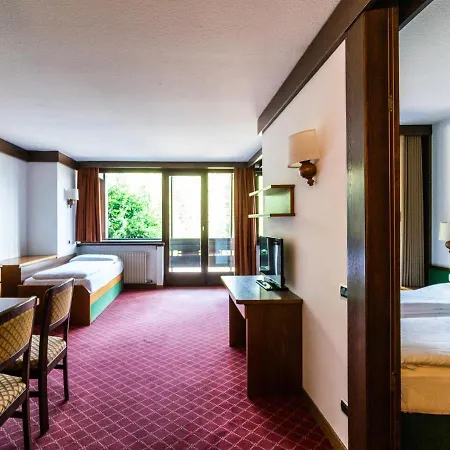 Ambiez Residencehotel 3* Madonna