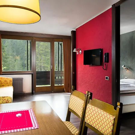 Ambiez Residencehotel 3*